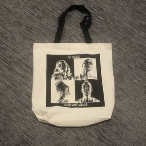 No Doubt concert tote
